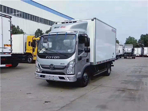 奧鈴國(guó)六4.2米冷藏車(chē)匹配全柴130馬力發(fā)動(dòng)機(jī)，大量現(xiàn)車(chē)促銷(xiāo)