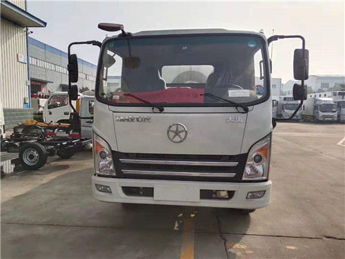 大運(yùn)藍(lán)牌6方國六車廂可卸式垃圾車圖片配置介紹
