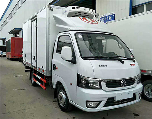 國(guó)六東風(fēng)途逸汽油冷藏車