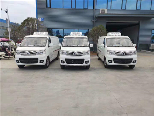 國(guó)六長(zhǎng)安面包冷藏車