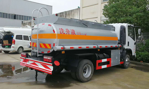 油罐車與供液車究竟有什么不同呢？