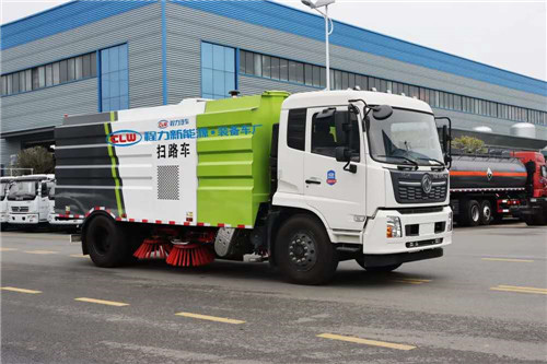 國六東風天錦掃路車4方水箱/8方塵箱，京牌掃路，可加裝前沖后灑