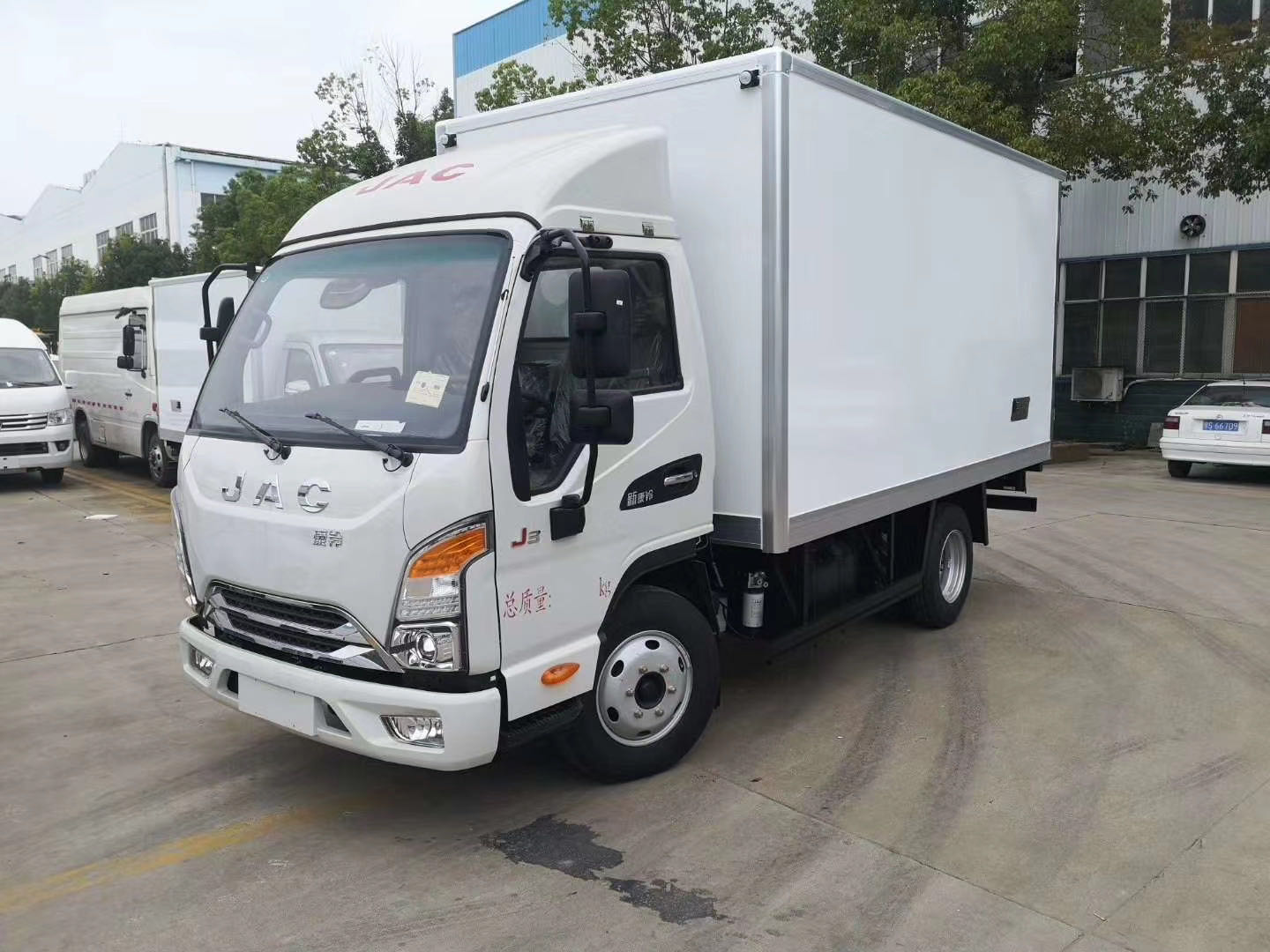 江淮康鈴J3國五冷藏車多少錢？