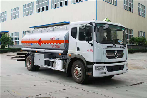 國六東風(fēng)D9型10.8噸柴油加油車、13方國六東風(fēng)油罐車