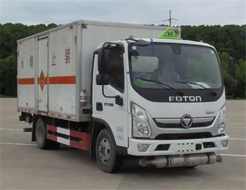 福田奧鈴速運(yùn)藍(lán)牌1類爆破器材運(yùn)輸車，可選擇液壓尾板