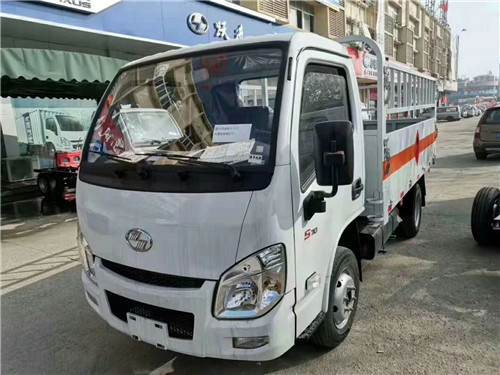 特大好消息 上汽躍進(jìn)國(guó)六氣瓶運(yùn)輸車北京環(huán)保已下發(fā)，可在北京上牌，暢行無(wú)阻！ (3).jpg