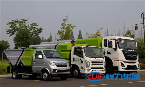 該無泄漏自卸式垃圾車，與程力掃路車、吸塵車、灑水車、抑塵車完美組合，業(yè)已成為城市環(huán)衛(wèi)保潔的標準配置。