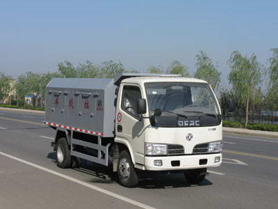 東風(fēng)多利卡密封式垃圾車(chē)
