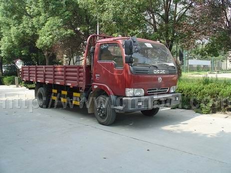 東風(fēng)多利卡自卸車(chē)