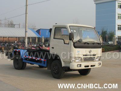 東風(fēng)福瑞卡車(chē)廂可卸式垃圾車(chē)