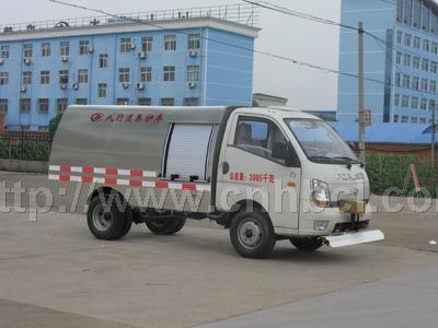 國(guó)四福田人行道清洗車