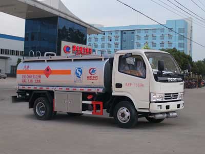 國(guó)五東風(fēng)加油車(chē)