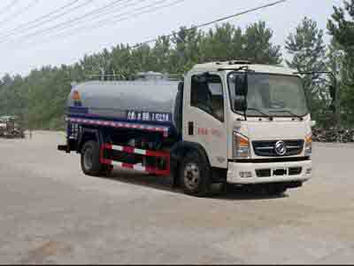 國(guó)五東風(fēng)4噸灑水車(chē)